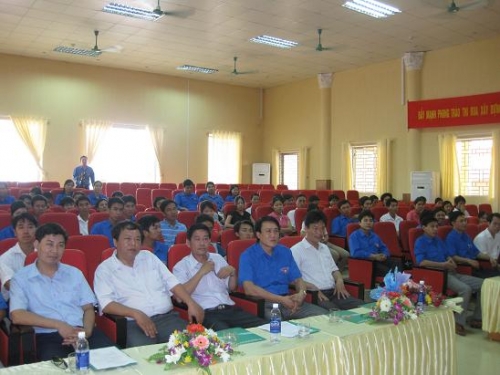 Tỉnh Đoàn - Học viện Thanh thiếu nhi Việt Nam Khai giảng lớp bồi dưỡng nghiệp vụ công tác Đoàn, Hội, Đội 3 tháng cho cán bộ Đoàn cơ sở năm 2011