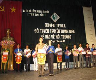 TỈNH ĐOÀN - SỞ TÀI NGUYÊN VÀ MÔI TRƯỜNG TỔ CHỨC HỘI THI ĐỘI TUYÊN TRUYỀN THANH NIÊN VỀ BẢO VỆ MÔI TRƯỜNG NĂM 2009