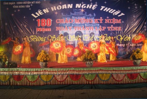 Liên hoan nghệ thuật “Bừng sáng sức trẻ Hưng Yên” chào mừng 180 năm thành lập tỉnh