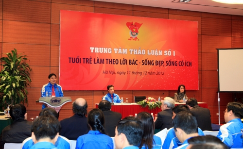 Trung tâm thảo luận số 1: “Tuổi trẻ làm theo lời Bác – Sống đẹp, sống có ích”