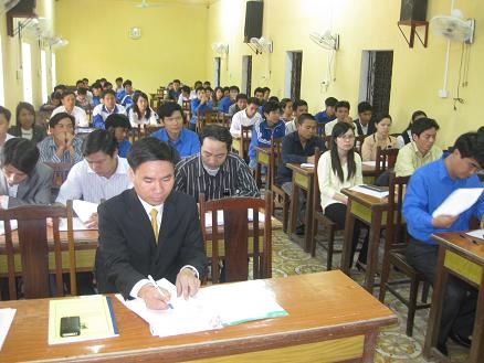 Huyện đoàn Phù Cừ tổ chức lớp bồi dưỡng cho đội ngũ cán bộ Đoàn chủ chốt ở cơ sở