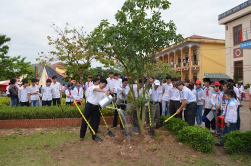 Phát động Tuần lễ Quốc gia nước sạch và vệ sinh môi trường nông thôn năm 2013