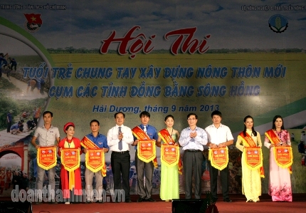 Tuổi trẻ cụm đồng bằng Sông Hồng chung tay xây dựng nông thôn mới