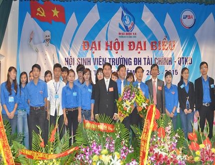 Đại hội đại biểu Hội sinh viên trường Đại học Tài chính - Quản trị kinh doanh khóa VI nhiệm kỳ 2013- 2015