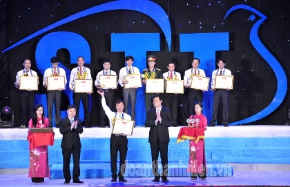 Tuyên dương 45 công trình, đề tài, sáng kiến, sản phẩm sáng tạo tiêu biểu 2013