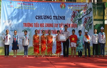 Tỉnh Đoàn triển khai chương trình mục tiêu quốc gia về sử dụng năng lượng tiết kiệm và hiệu quả trong TTN