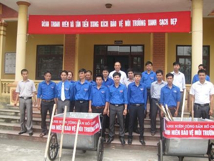 Huyện đoàn Văn Giang ra mắt Tổ hợp tác thanh niên bảo vệ môi trường