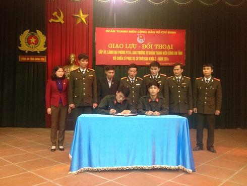 Đoàn thanh niên Công an tỉnh giao lưu, đối thoại  với chiến sỹ phục vụ có thời hạn trong Công an tỉnh