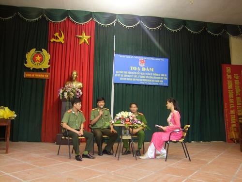 Đoàn thanh niên Công an tỉnh toạ đàm và  ký giao ước thi đua thực hiện Chỉ thị 03 của Bộ trưởng Bộ Công an