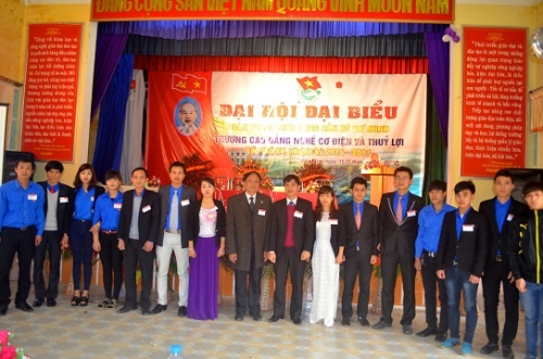 Tuổi trẻ trường CĐ Nghề Cơ điện và Thủy lợi thi đua học tập, sáng tạo, xung kích, tình nguyện xây dựng và bảo vệ Tổ quốc