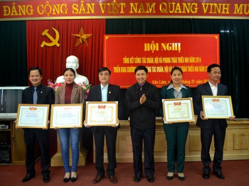 Văn Lâm: tổng kết công tác Đoàn, Hội năm 2014, triển khai chương trình công tác năm 2015