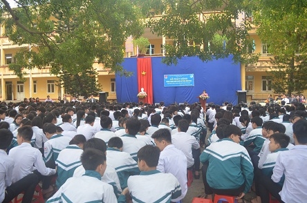 MỸ HÀO: Phát động Tháng Thanh niên 2015 và tuyên truyền về An toàn giao thông