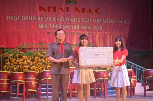 Khai mạc hoạt động hè và khai giảng các lớp năng khiếu  Nhà thiếu nhi tỉnh năm 2016