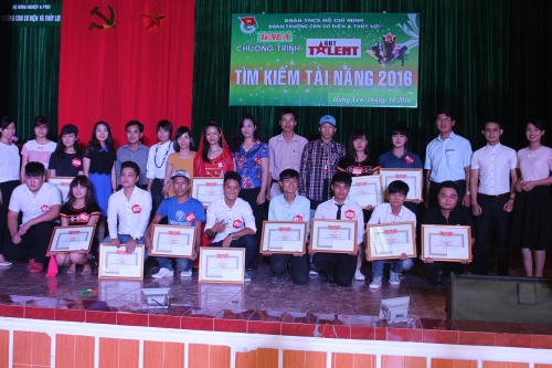 Đoàn trường Cao đăng nghề cơ điện và thủy lợi tổ chức chương trình Ga la tìm kiếm tài năng năm 2016