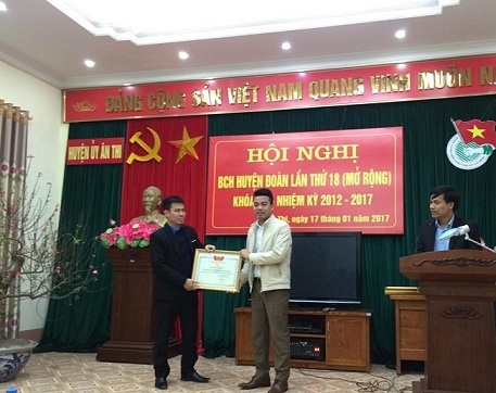 Ân Thi tổ chức Hội nghị Ban Chấp hành mở rộng lần thứ 18,  khóa XX, nhiệm kỳ 2012-2017