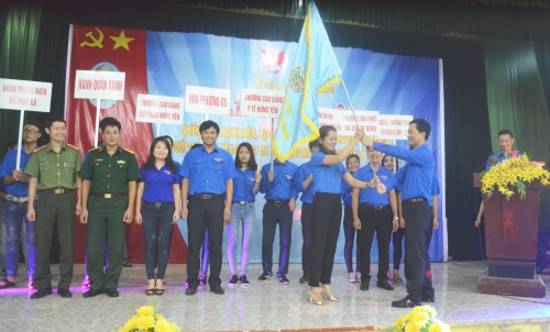 Ban Thường vụ Tỉnh đoàn tổ chức ra quân chiến dịch  thanh niên, học sinh, sinh viên tình nguyện hè năm 2017
