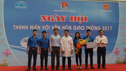 Ngày hội thanh niên với văn hóa giao thông năm 2017