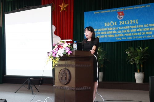 Tỉnh đoàn học tập chuyên đề năm 2018 “Xây dựng phong cách, tác phong  công tác của người đứng đầu, của cán bộ, đảng viên trong học tập  và làm theo tư tưởng, đạo đức, phong cách Hồ Chí Minh”