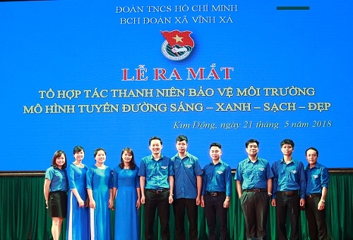 Huyện Kim Động ra mắt Tổ hợp tác thanh niên bảo vệ môi trường và khánh thành đoạn đường Thanh niên tự quản Sáng – Xanh – Sạch – Đẹp tại xã Vĩnh Xá