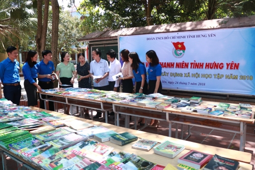 Ban Thường vụ Tỉnh đoàn Hưng Yên tổ chức tuyên truyền vận động đoàn viên, thanh niên tham gia xây dựng xã hội học tập tỉnh Hưng Yên năm 2018.