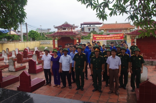 Các cơ sở Đoàn LLVT tỉnh đồng loạt ra quân  “Ngày chủ nhật xanh” năm 2018