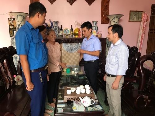 Huyện Đoàn Ân Thi tổ chức các hoạt động kỷ niệm 71 năm Ngày thương binh liệt sĩ