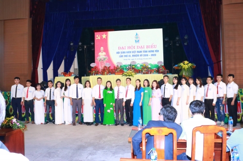 Trọng thể tổ chức phiên thứ hai khai mạc Đại hội đại biểu Hội Sinh viên Việt Nam tỉnh Hưng Yên lần thứ III, nhiệm kỳ 2018 – 2023