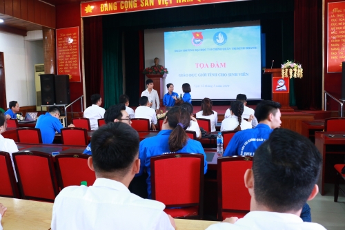 Đoàn Thanh niên khối các trường Đại học, Cao đẳng, THPT, TTGDNN-GDTX sôi nổi tổ chức các hoạt động trang bị kỹ năng thực hành xã hội  cho học sinh, sinh viên